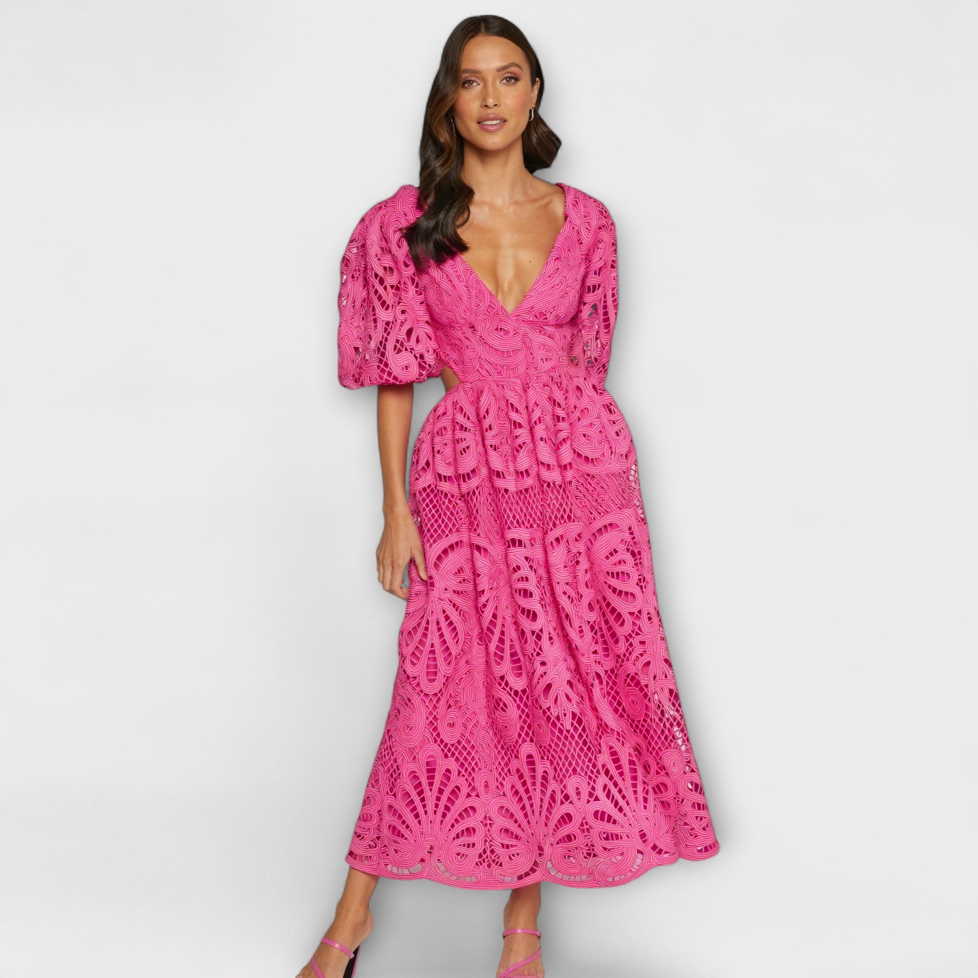 Robe élégante avec des détails délicats