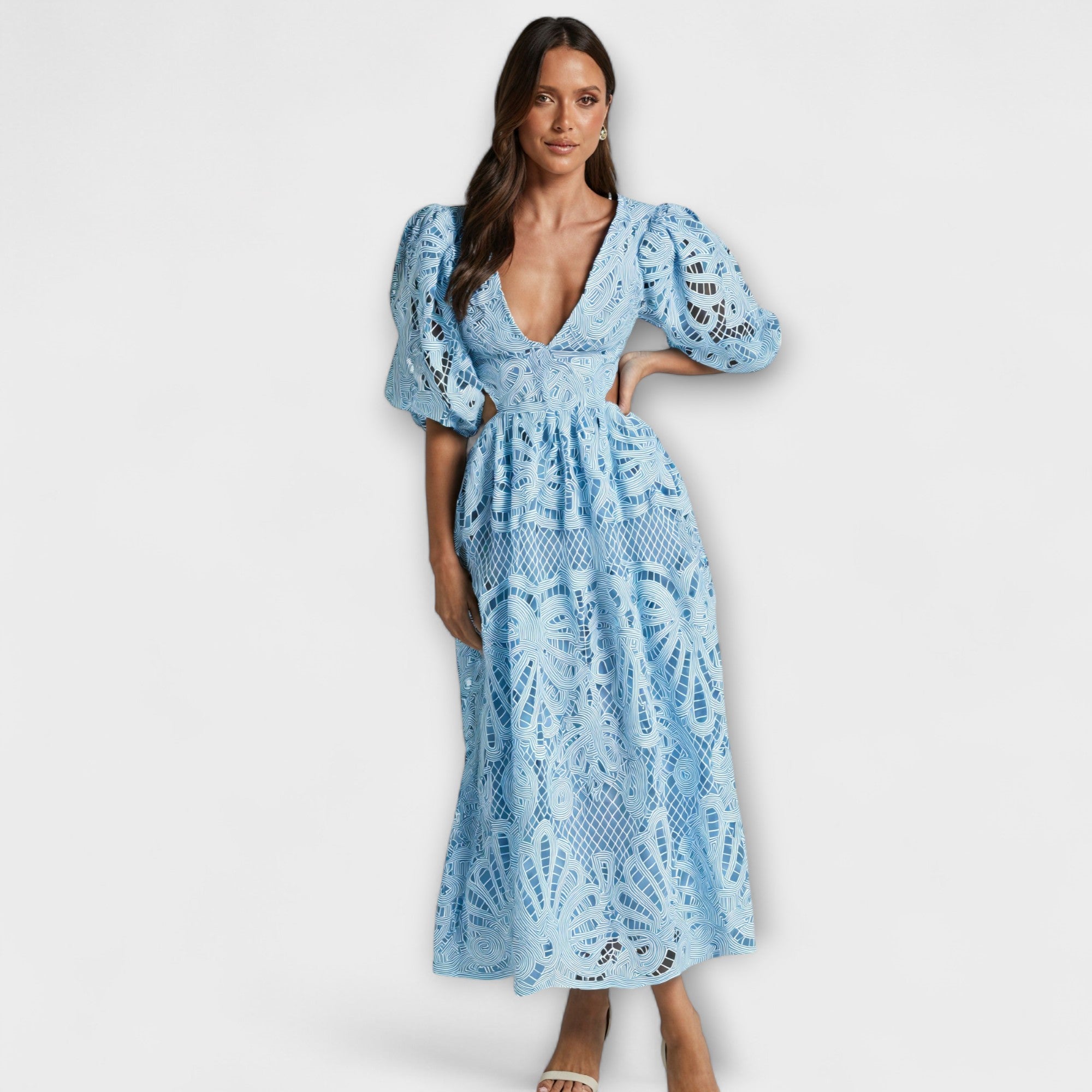 Robe élégante avec des détails délicats
