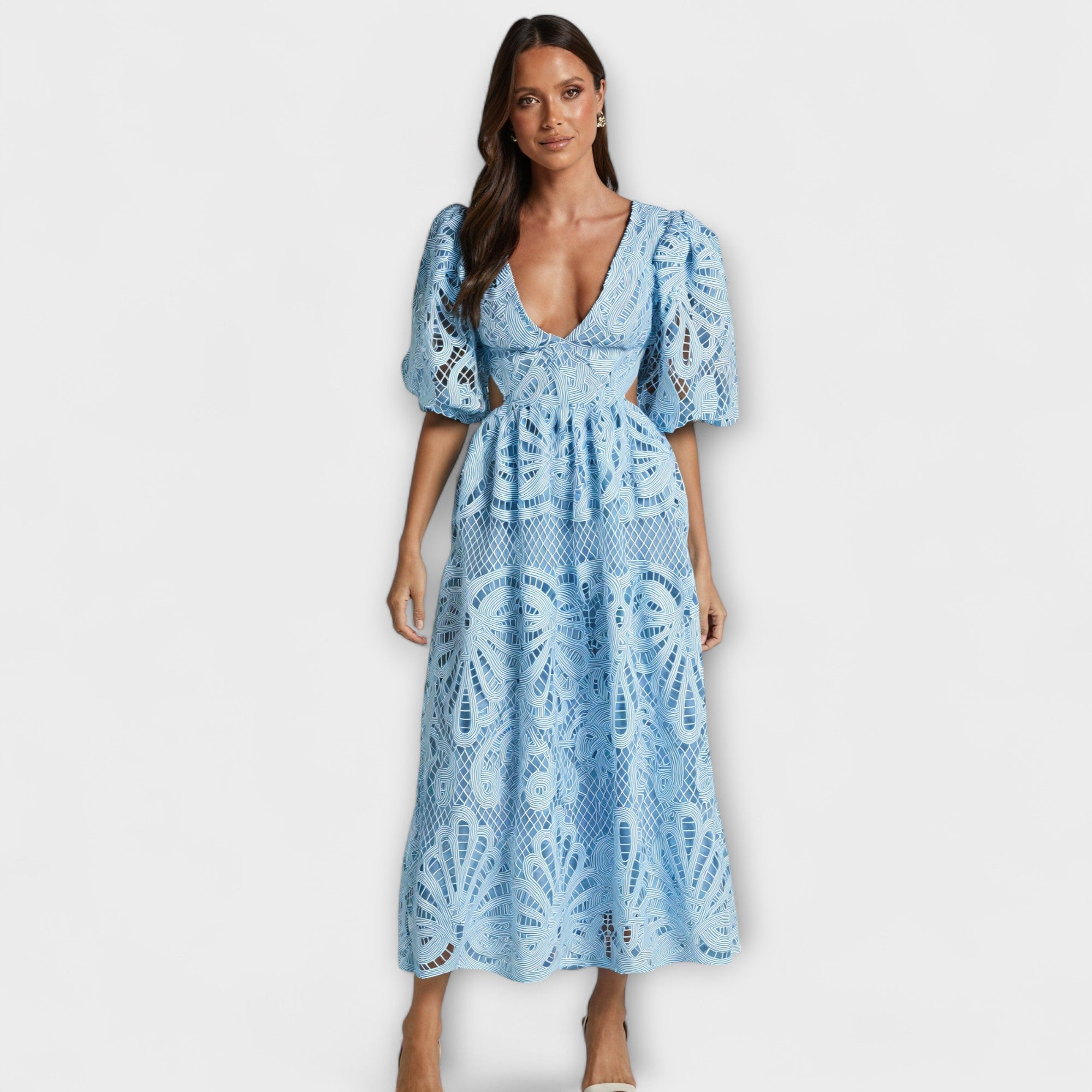 Robe élégante avec des détails délicats
