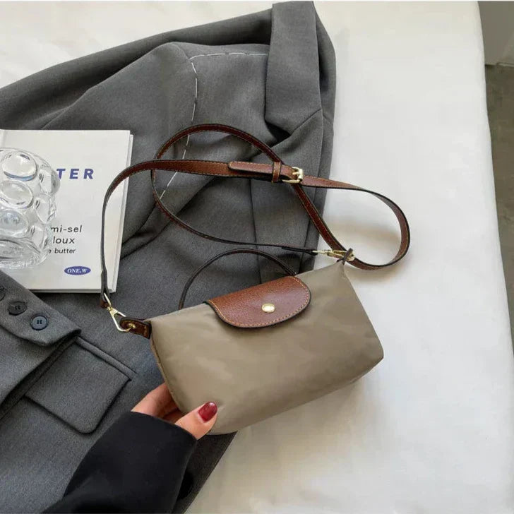 Kirsten™ - Sac à dos en cuir élégant et polyvalent