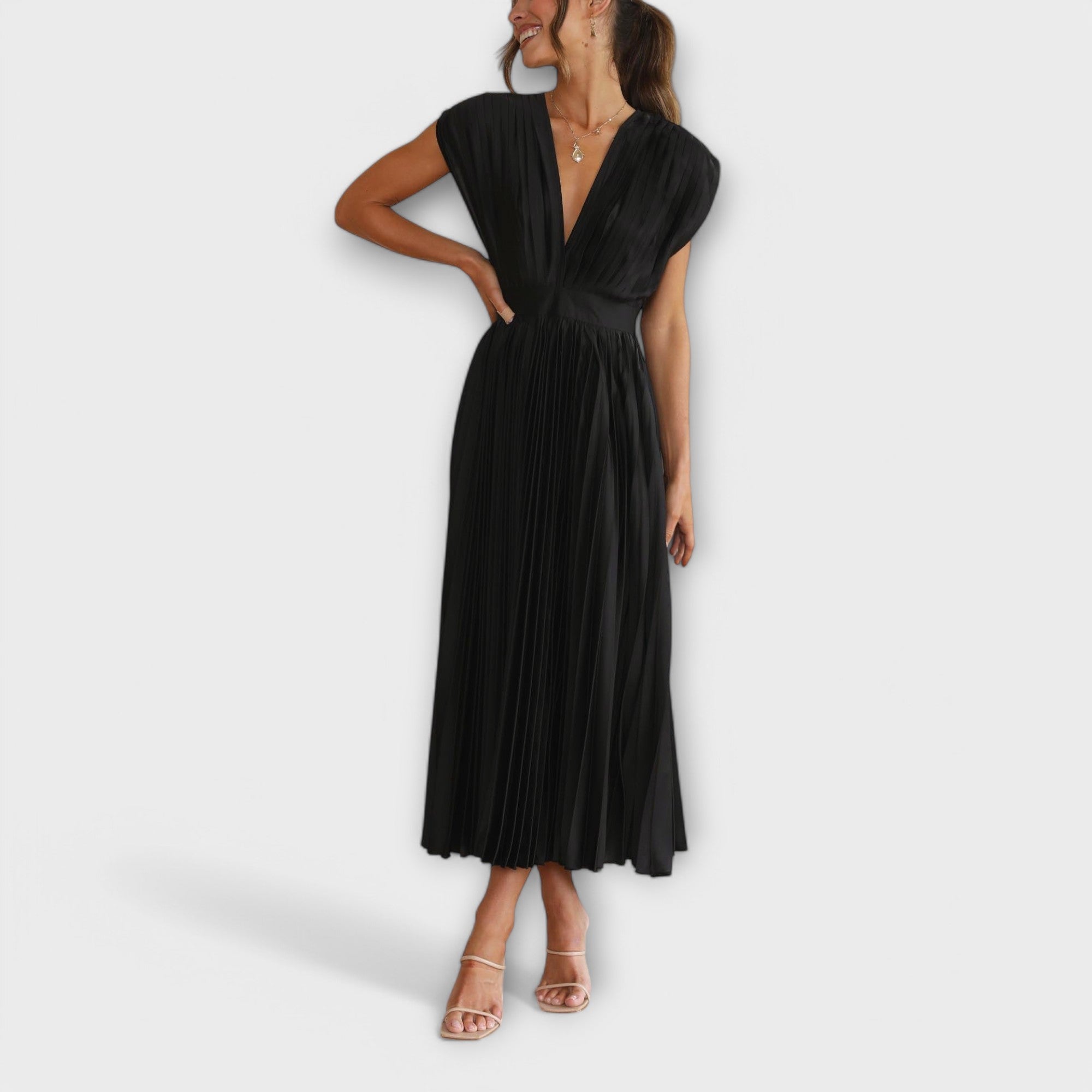 Maria - Robe Plissée Stylisée