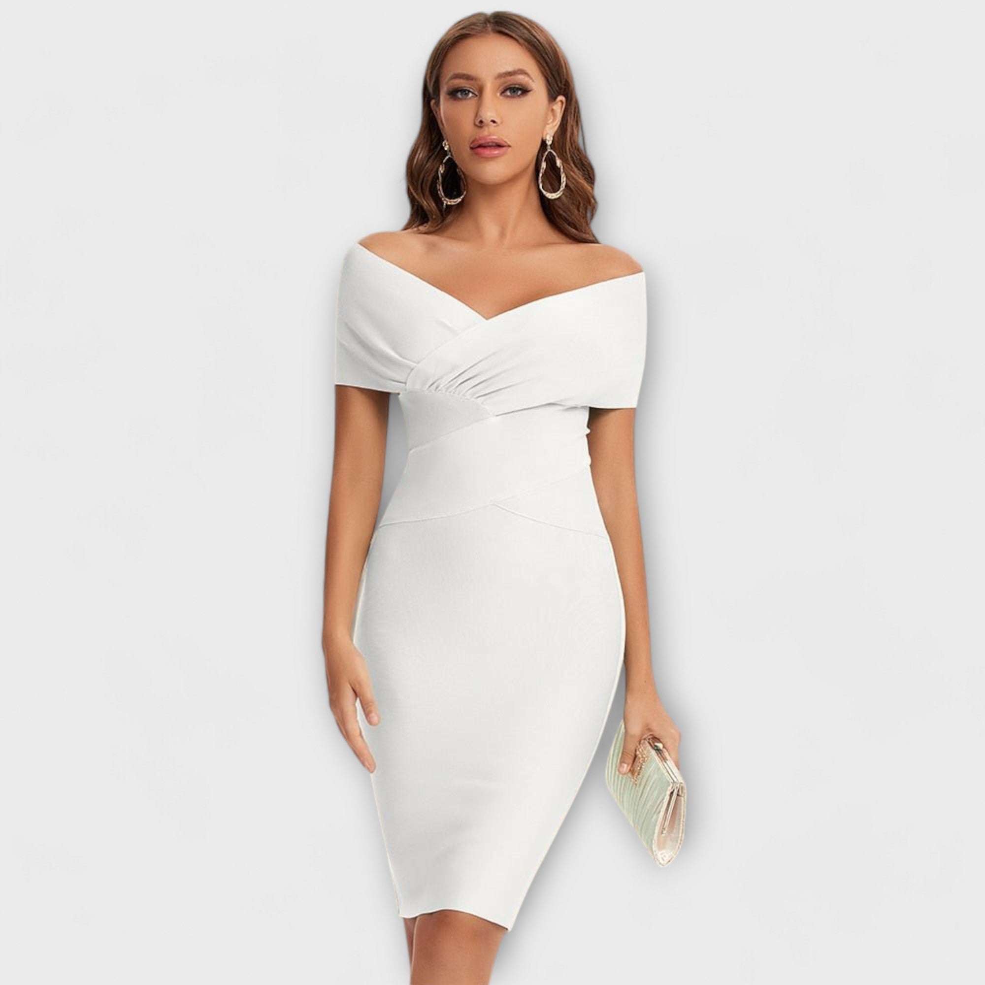 Robe élégante avec décolleté en V