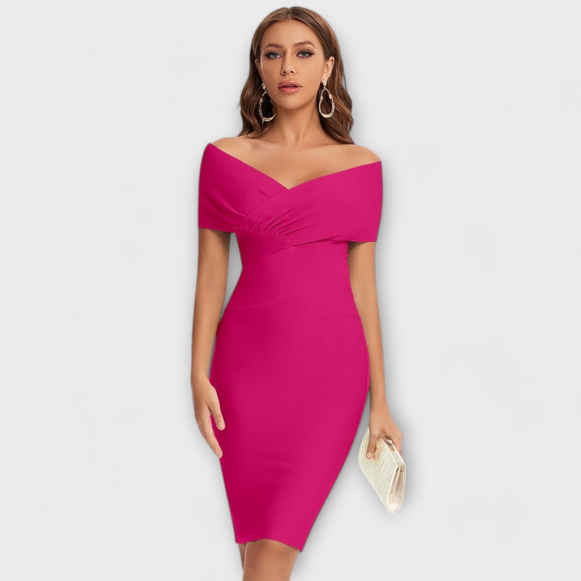 Robe élégante avec décolleté en V