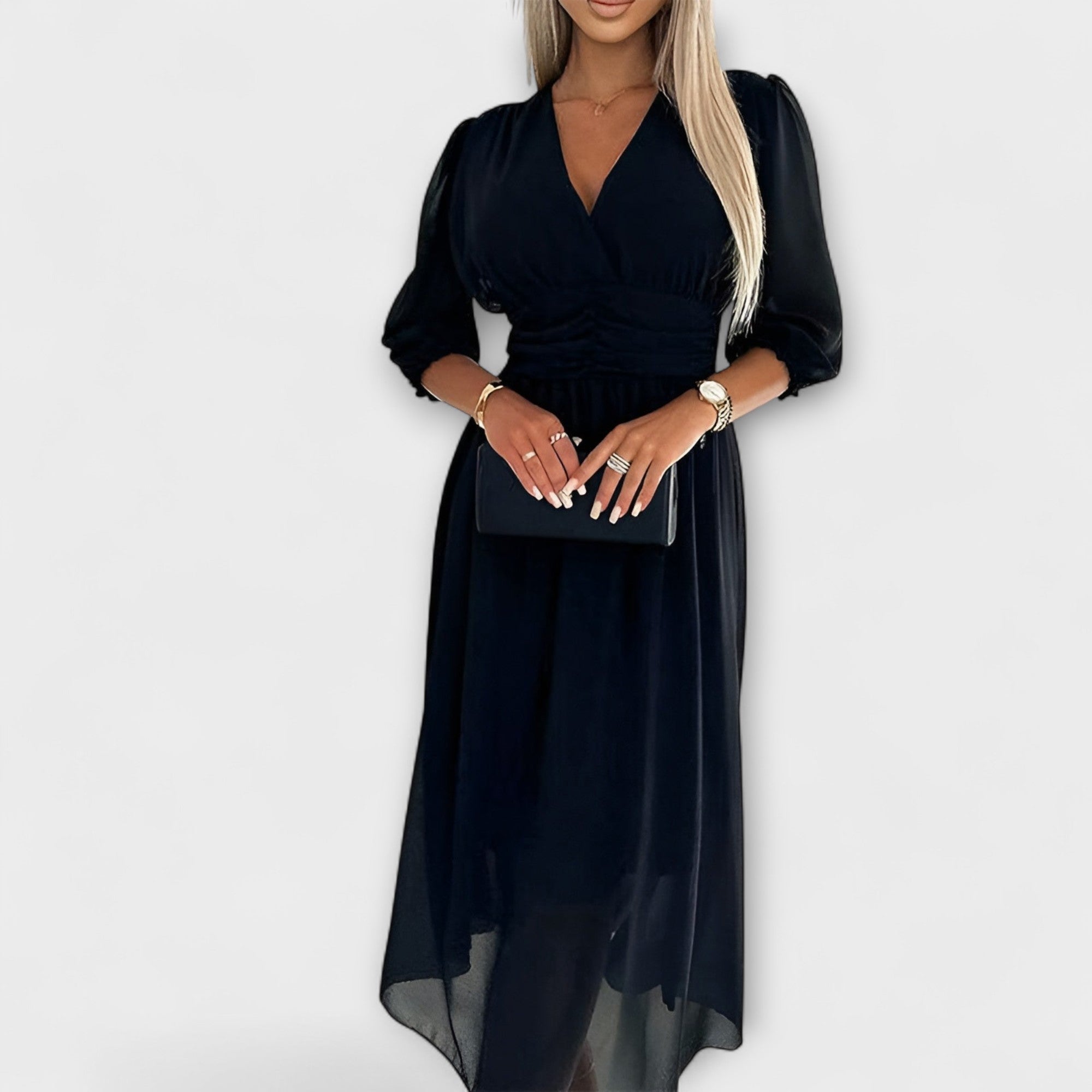Nia - Robe en Cuir Élégante