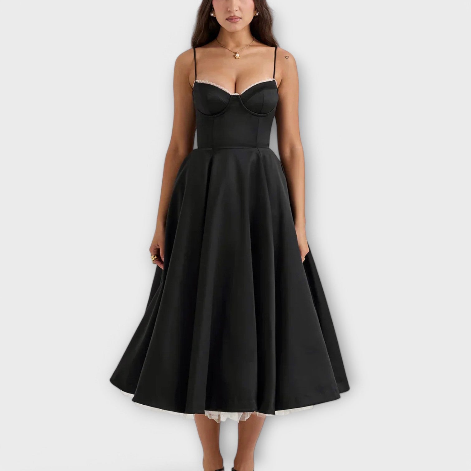 Mélie – Robe d'été légère avec détail de nouage