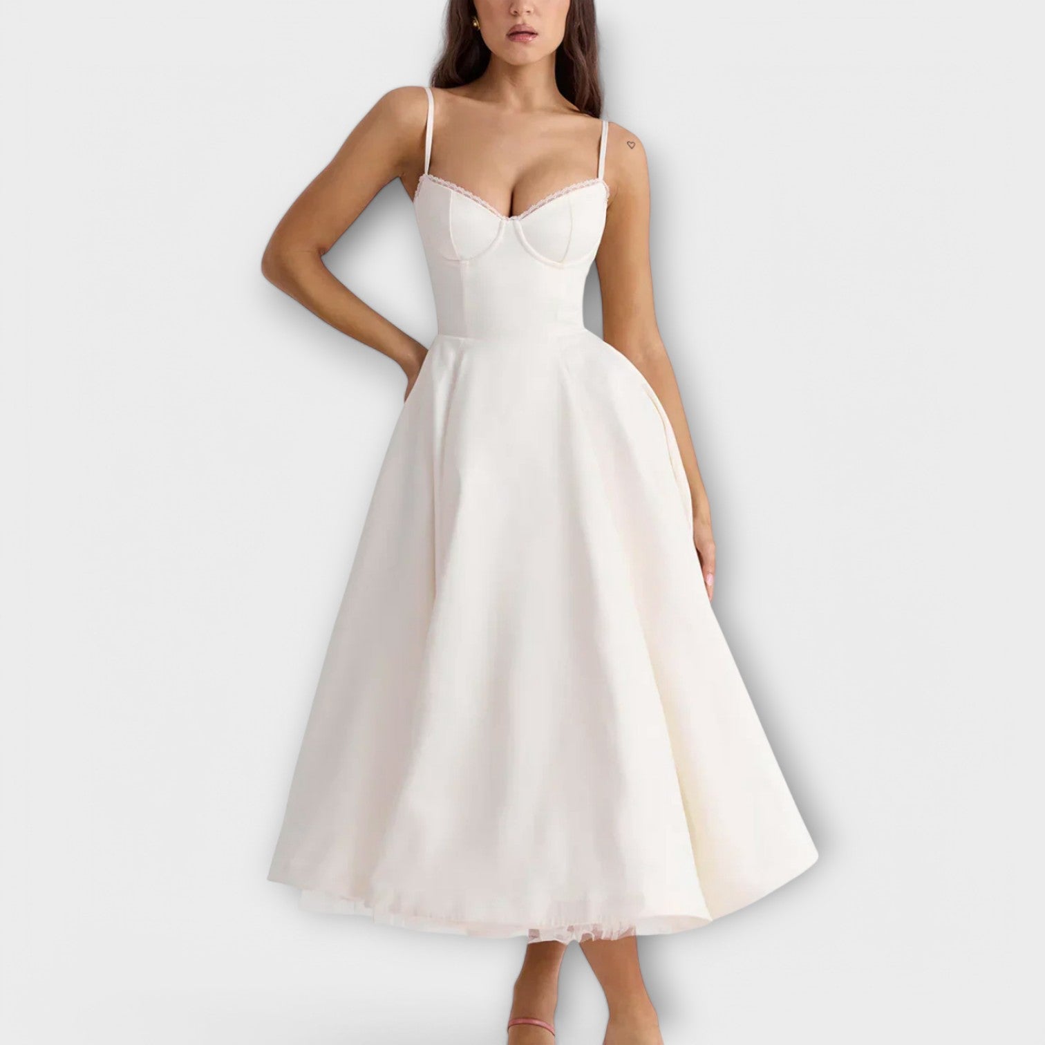Mélie – Robe d'été légère avec détail de nouage