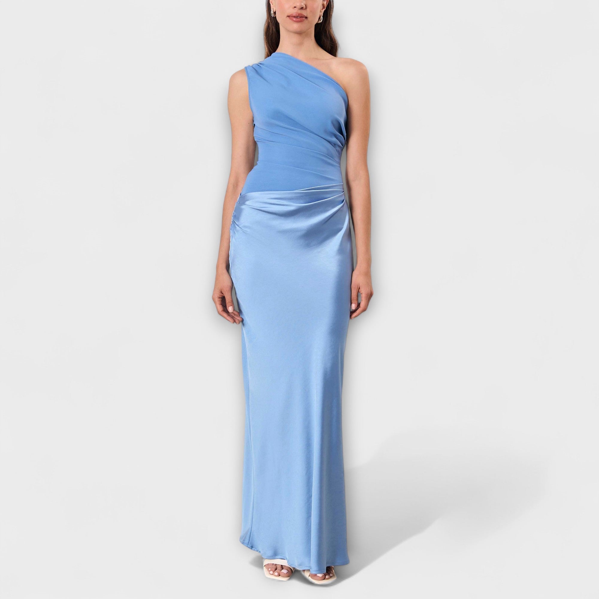 Robe Maxi Élégante à Épaule Dénudée