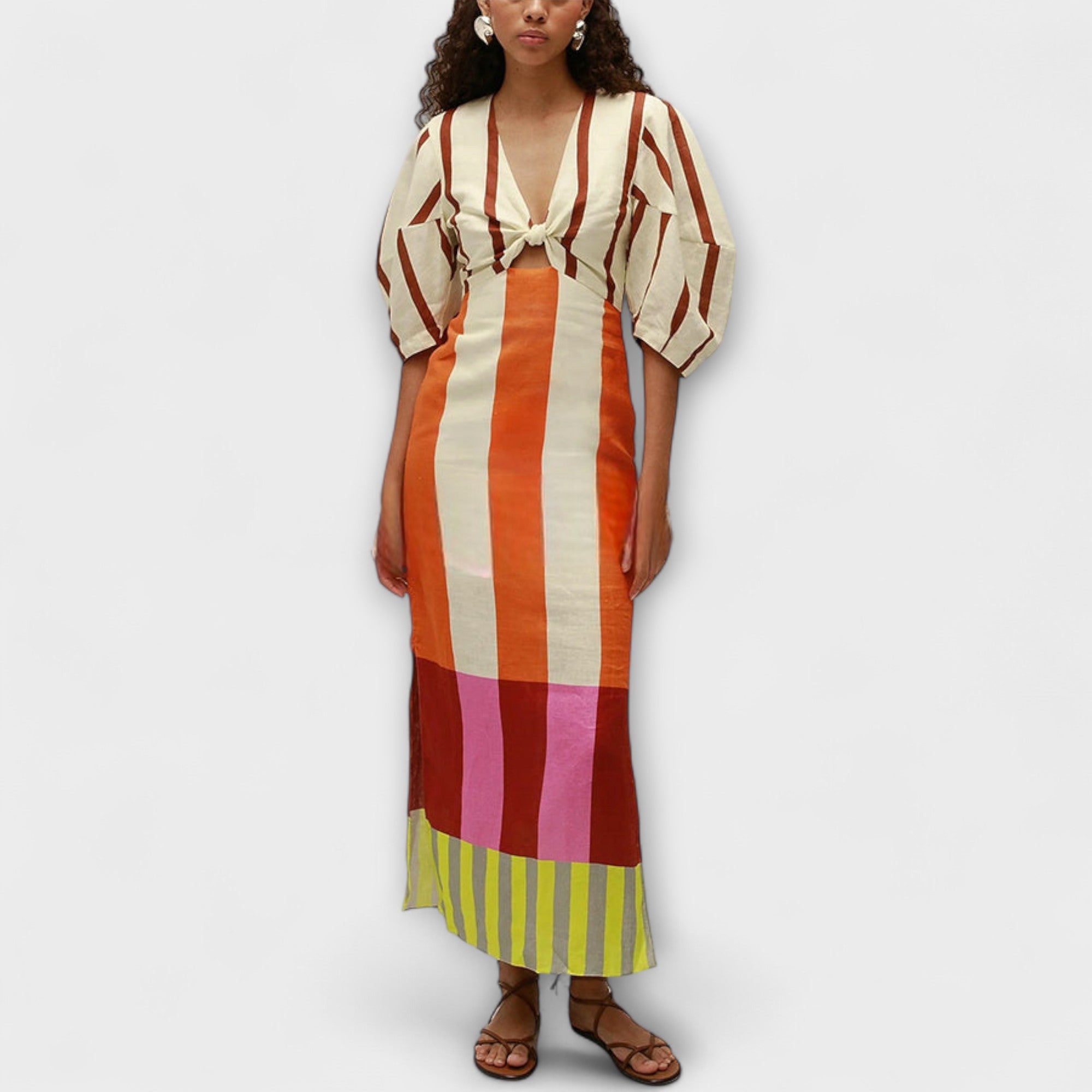 Kaya - Robe maxi avec décolleté et manches froncées
