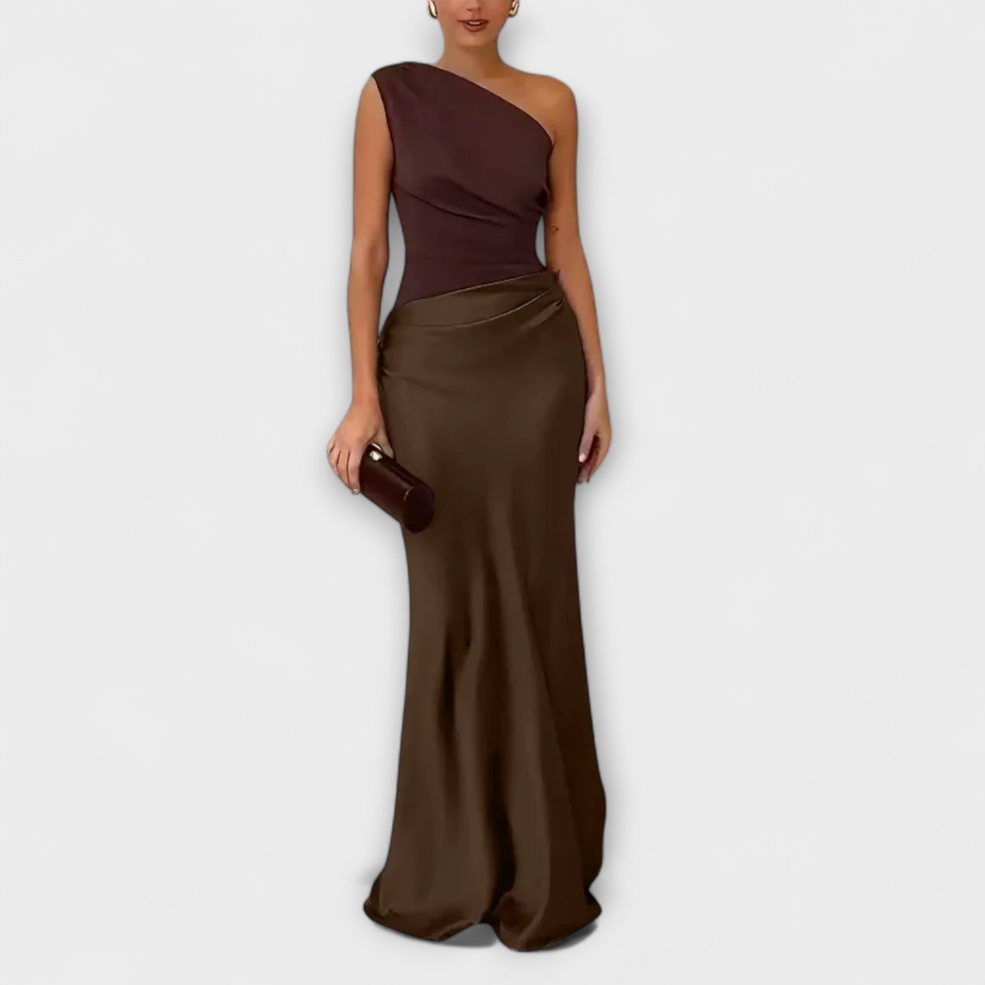 Robe Maxi Élégante à Épaule Dénudée