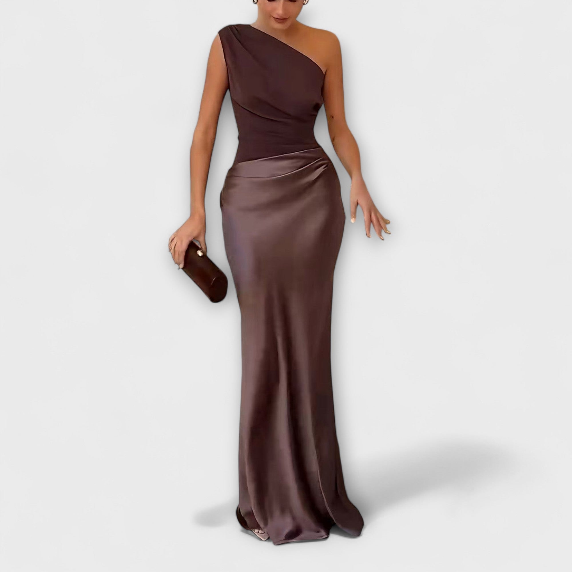 Robe Maxi Élégante à Épaule Dénudée