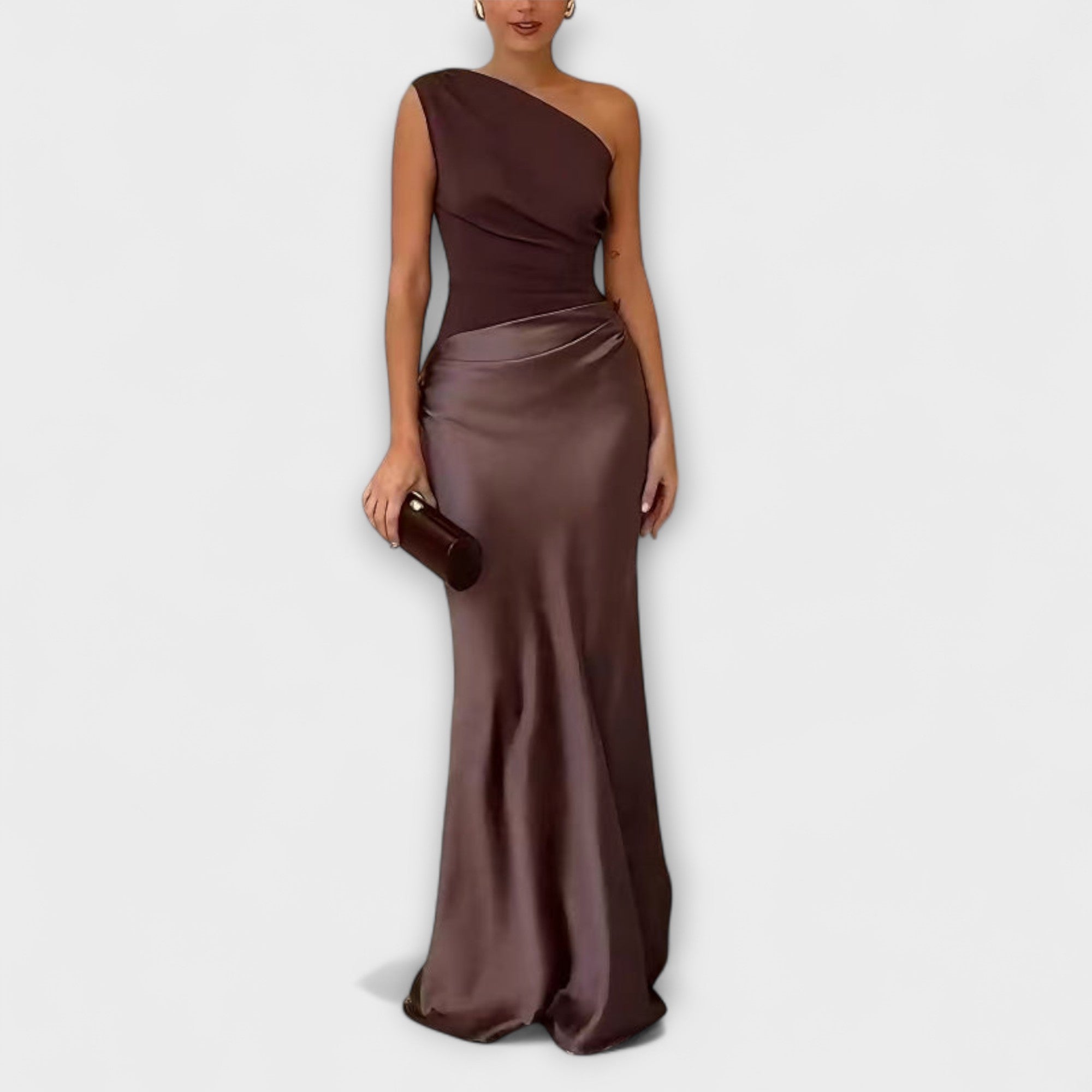 Robe Maxi Élégante à Épaule Dénudée