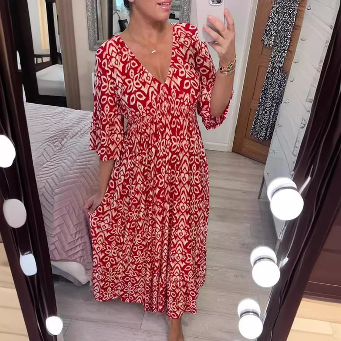 Zlata | Robe stylisée avec motif floral et décolleté en V