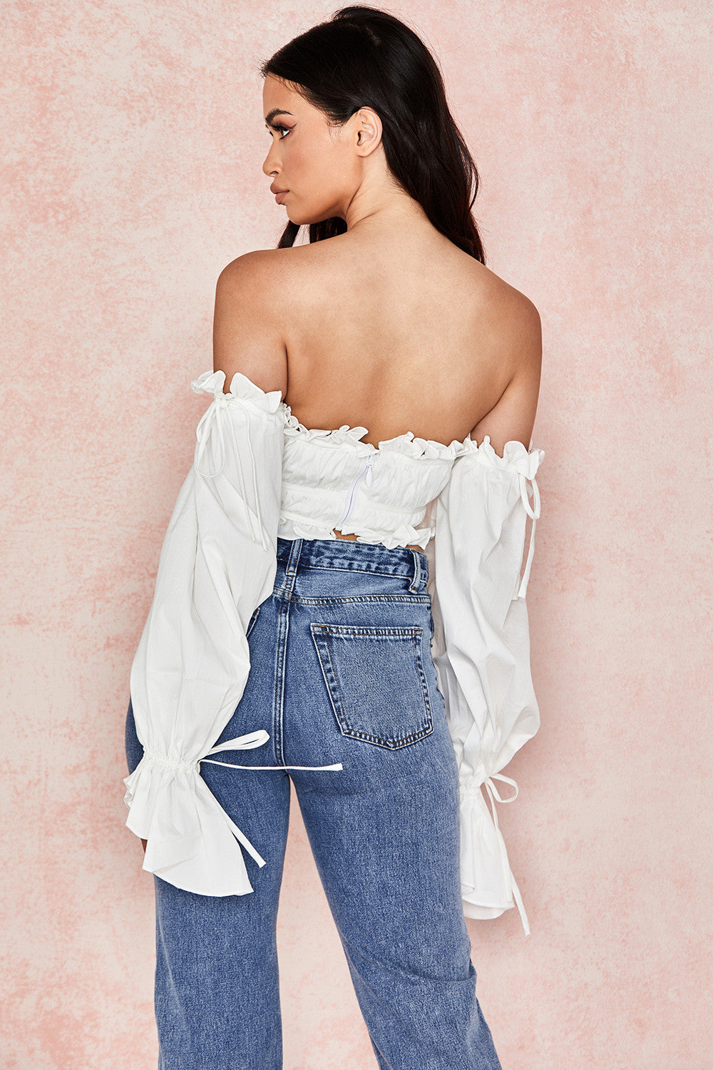Haut Off-Shoulder avec Détails de Volants Ludiques