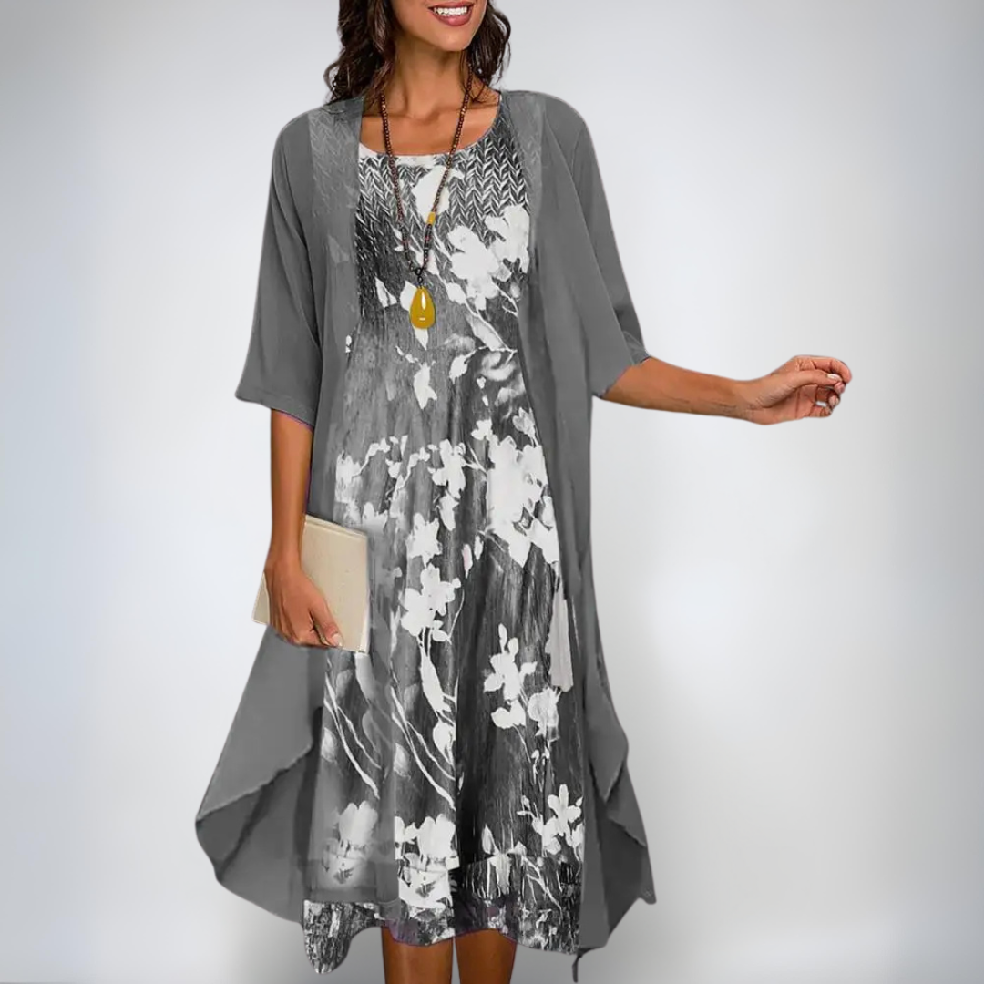Karolína | Robe élégante avec motif floral