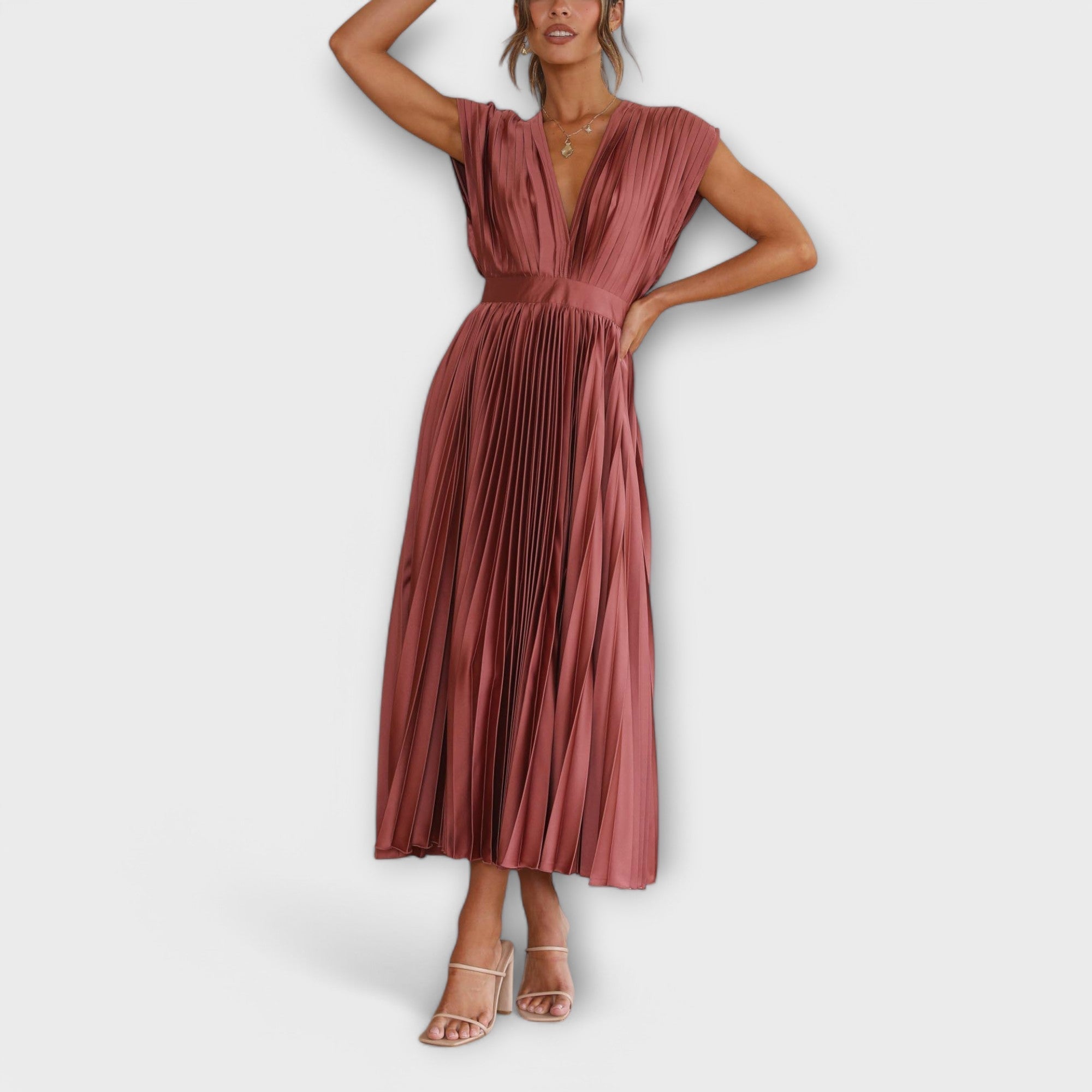 Maria - Robe Plissée Stylisée