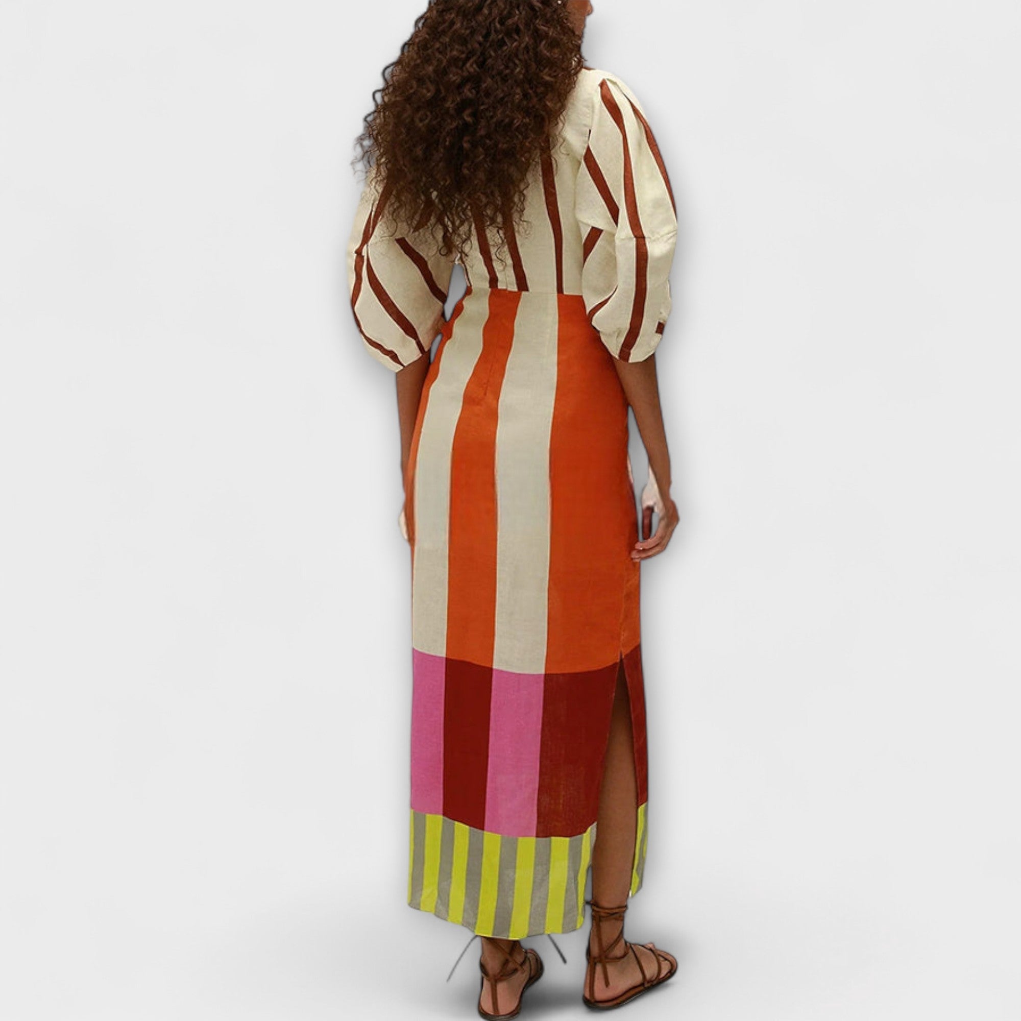 Kaya - Robe maxi avec décolleté et manches froncées